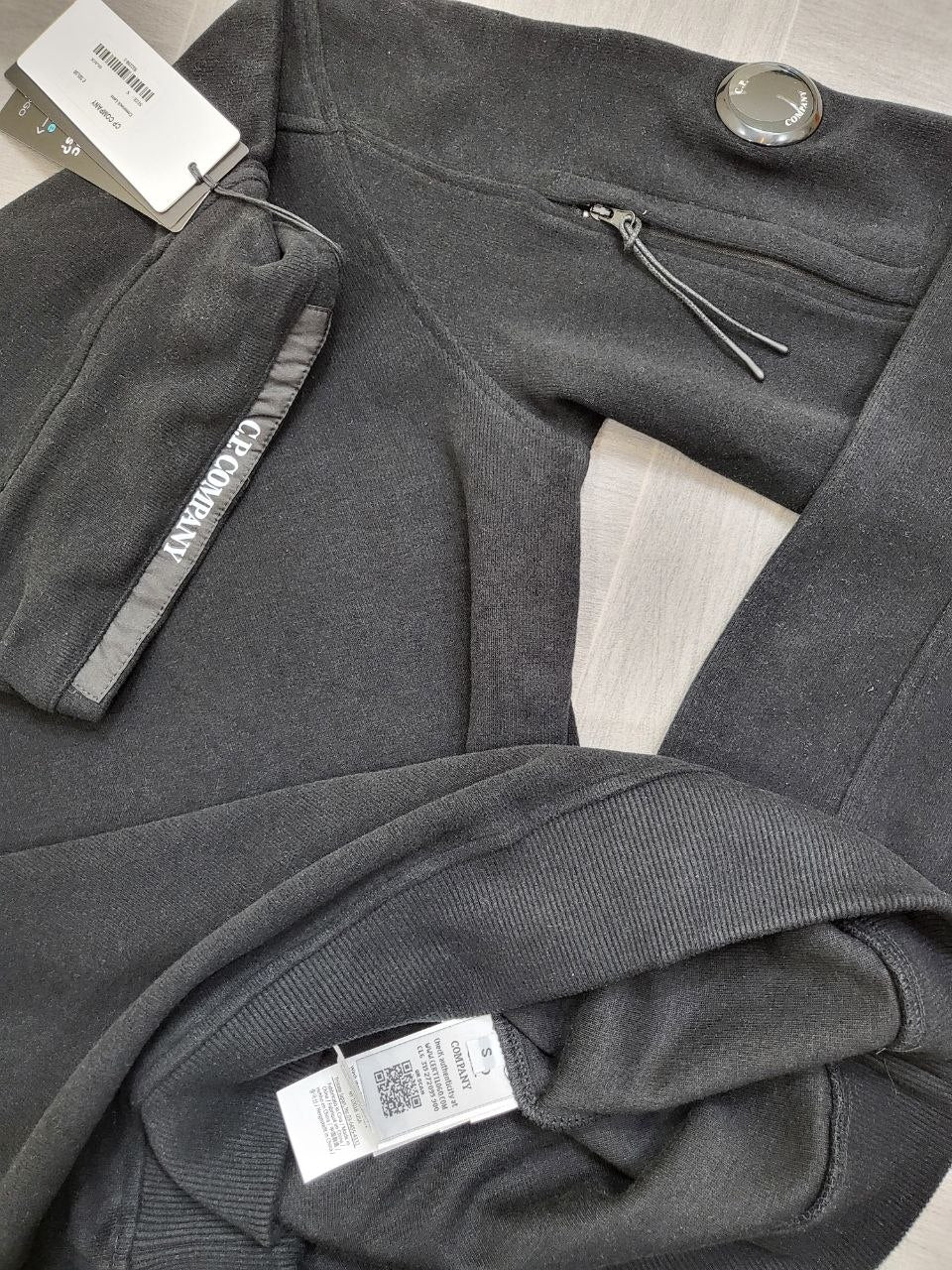 QUALITY CP COMPANY HALF ZIP SWEATSHIRT ak0805