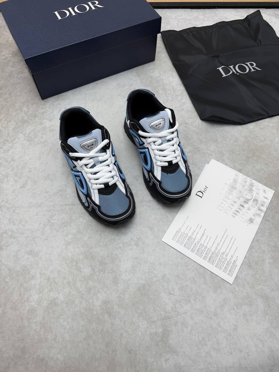 MENS DIO B30 COME WITH BOX ETC am0805