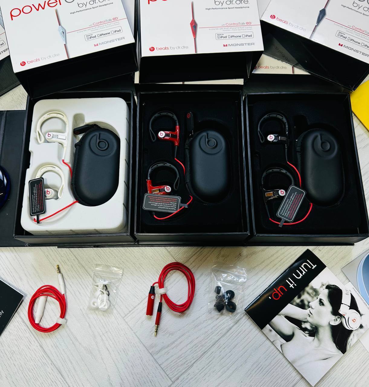 BEATS  HEADPHONE available to0905