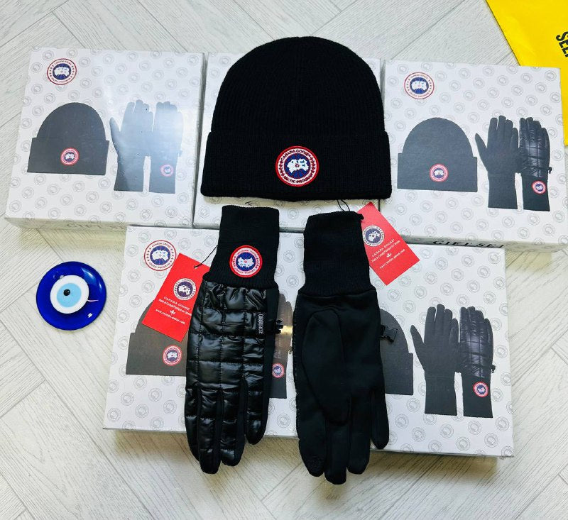 CANADA GOSE HAD AND GlOVES 🧤 SET to2610