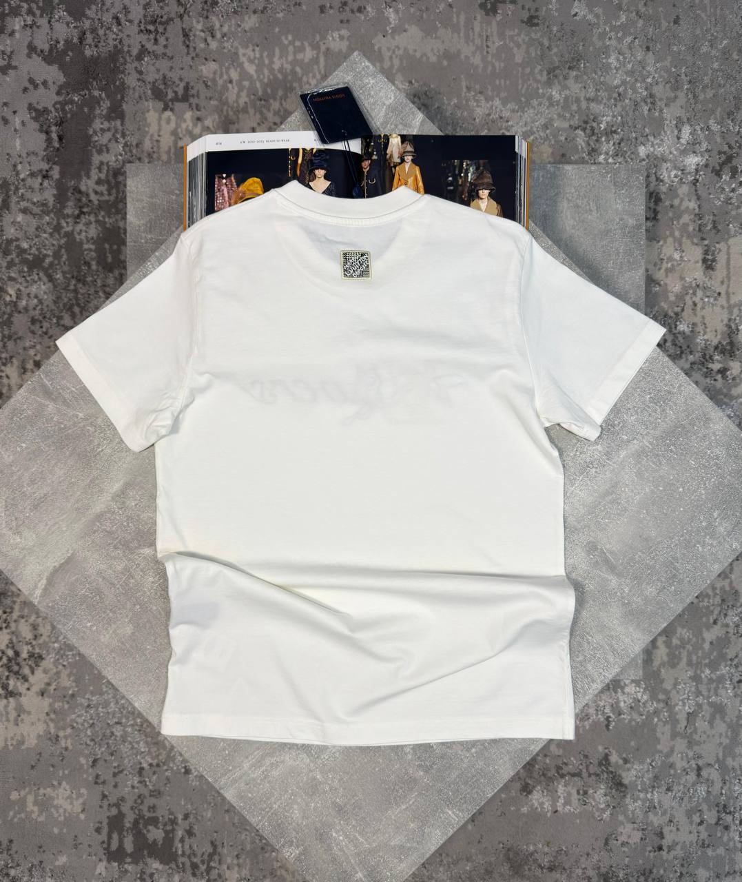 LV Tshirt aj1005