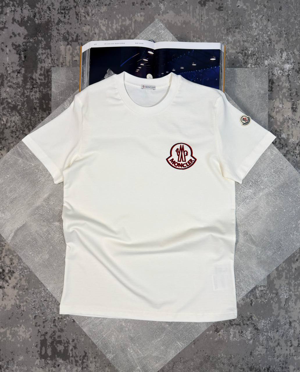 Moncle Tshirt aj1005