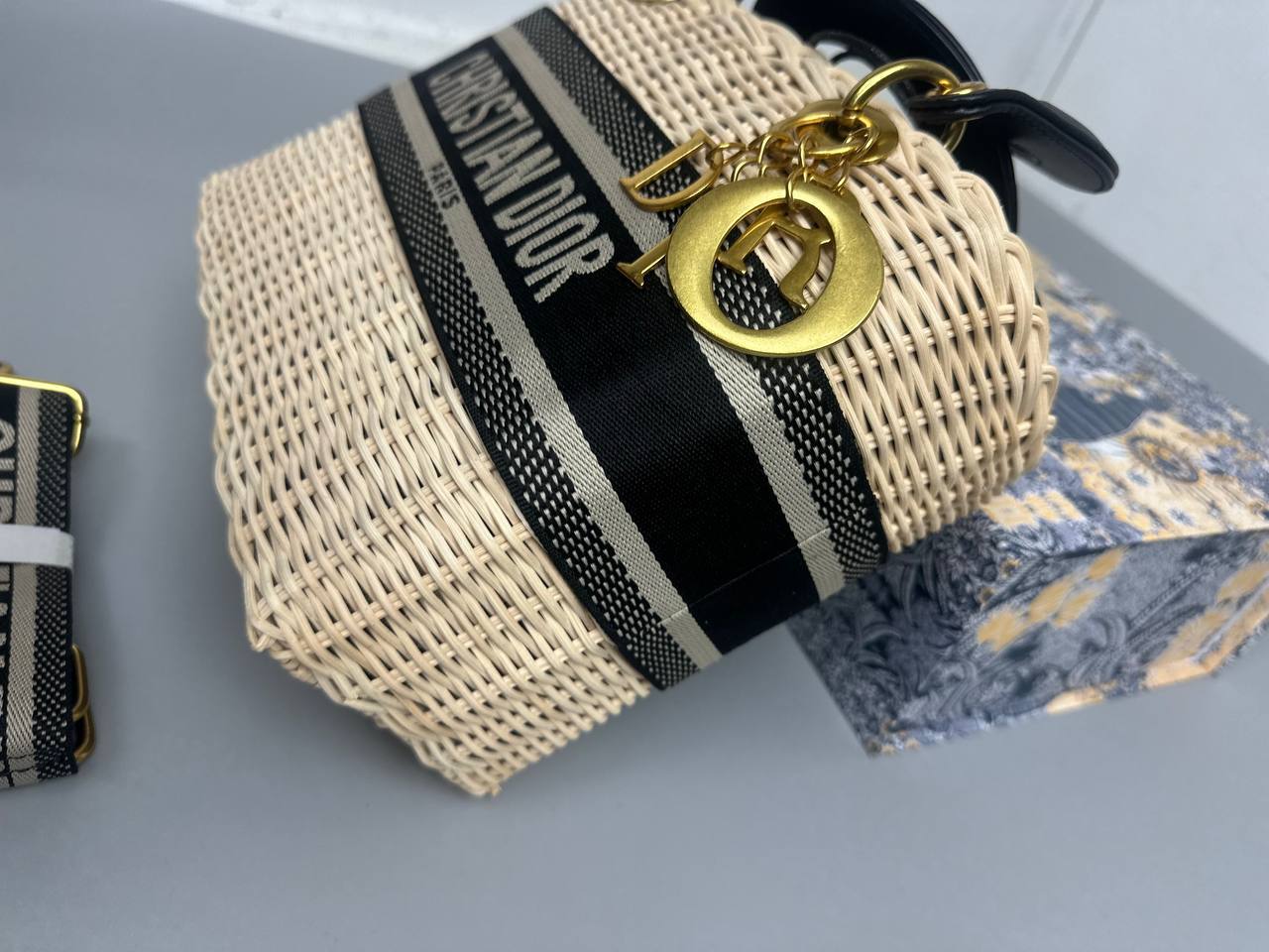 SUPERCLO QUALITY GUCCI SUNGLASSES BOXED su2307