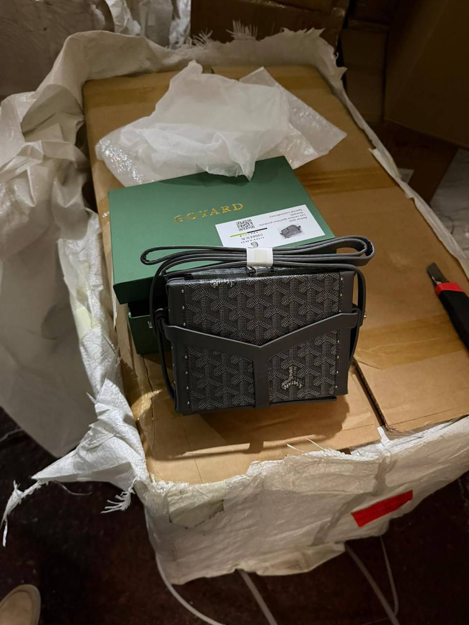 Man bag with box sa1005