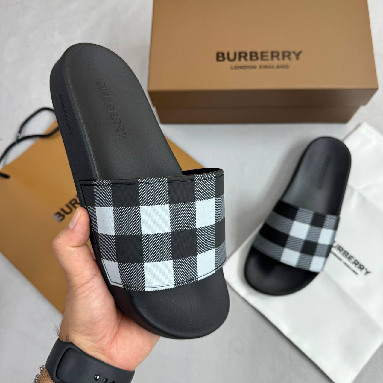 Burberry sliders sa2307