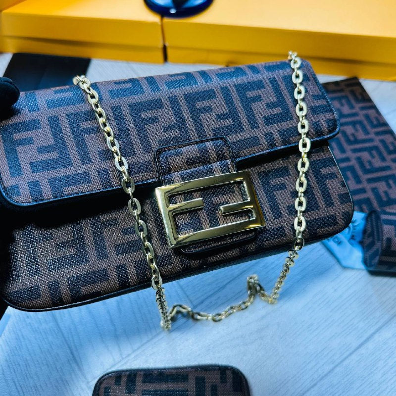 FENDI PURSE  SET BOX END PEPPER WORK AVAILABLE to0901