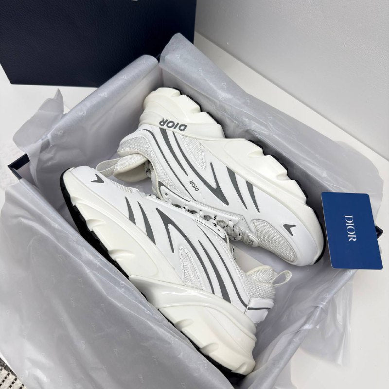 SUPER CLO DIOR B44 WITH FULL PACKAGING ETC na1601