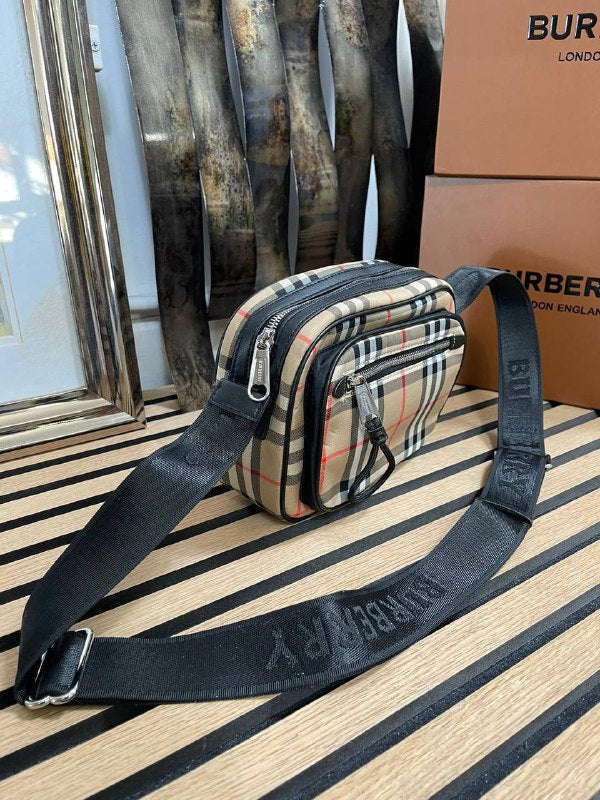 SUPER CLONE BURBERY MENS BAG COME WITH DUST BAG