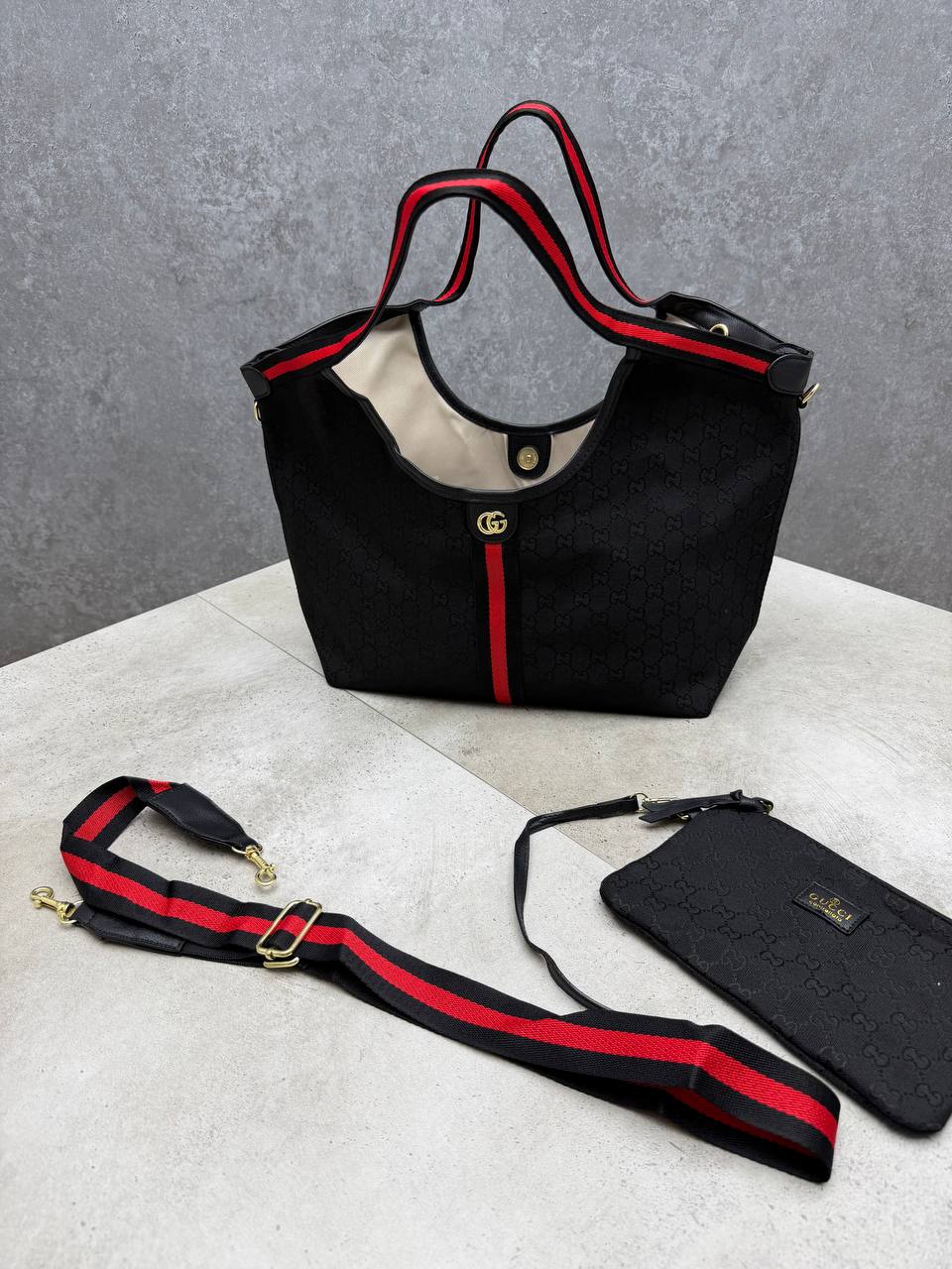 WOMENS GUCC BAG COME WITH DUST BAG ETC am1708