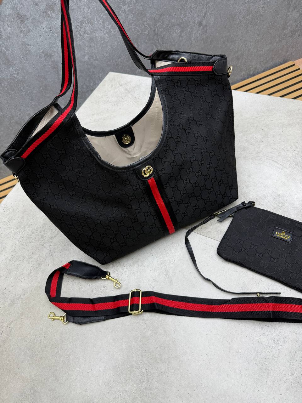 WOMENS GUCC BAG COME WITH DUST BAG ETC am1708