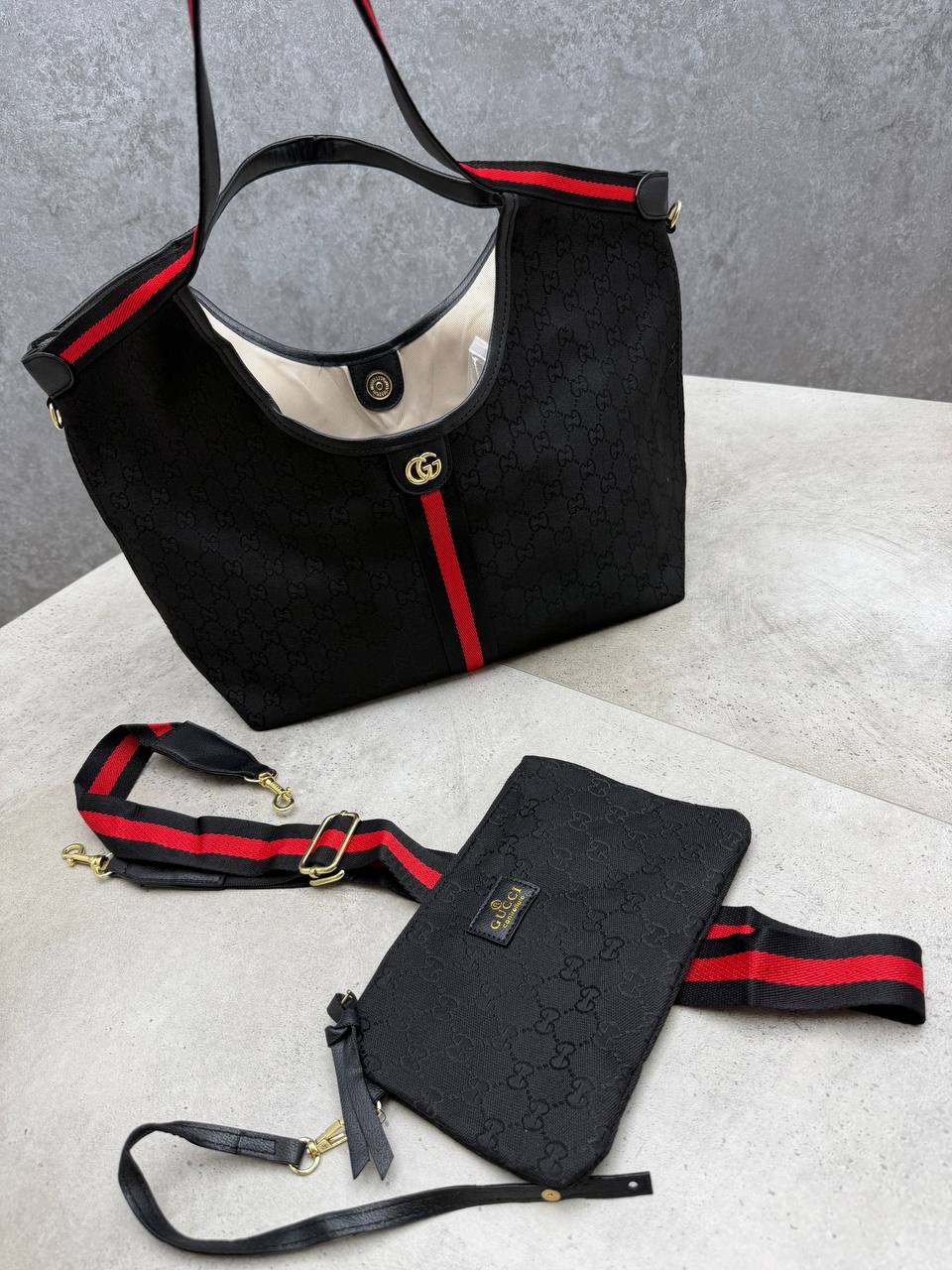 WOMENS GUCC BAG COME WITH DUST BAG ETC am1708