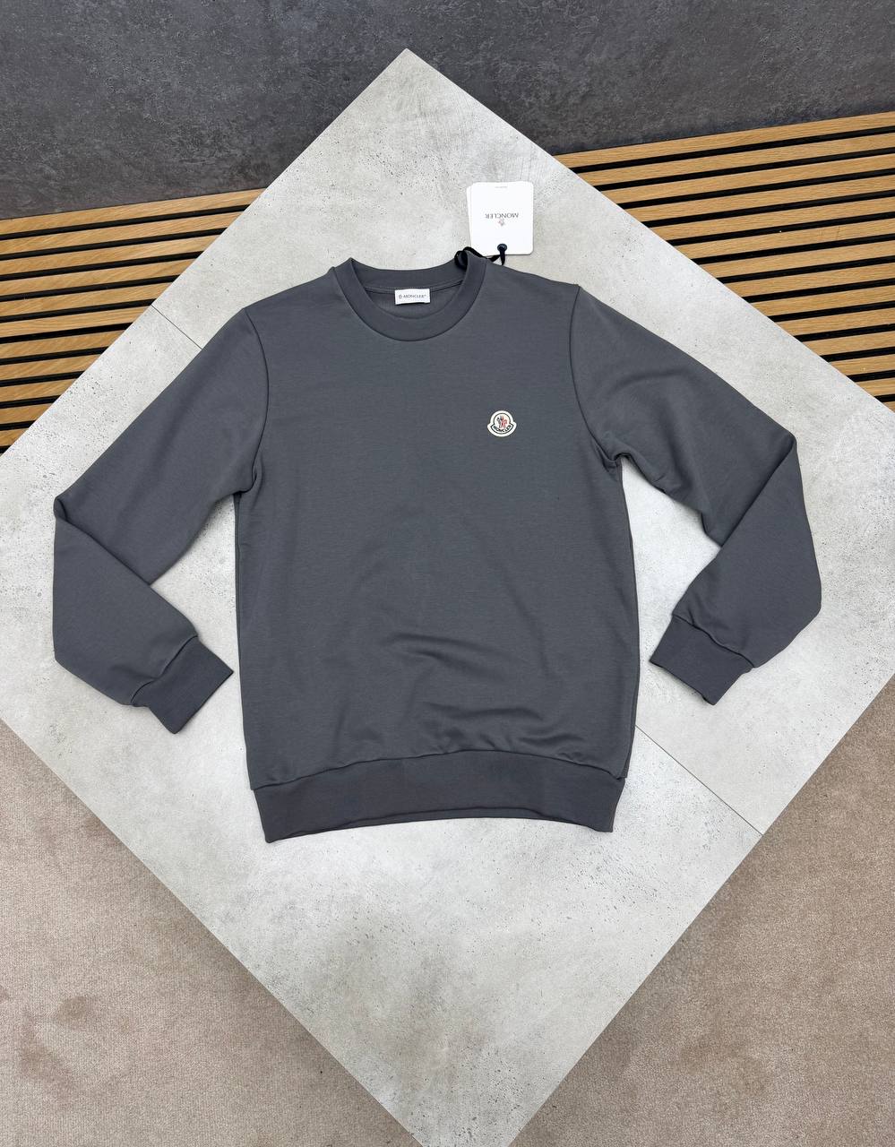 SUPER MONCLE JUMPERS am2108