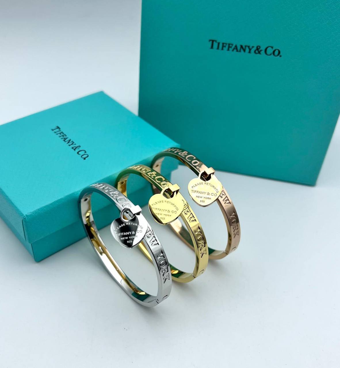 Tifany bangles with box and carrier bag sa0311