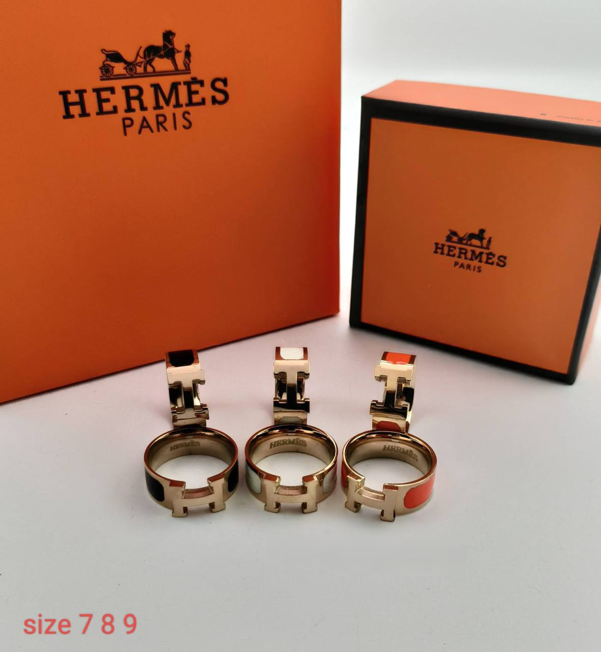 Hermas rings with box and carrier bag sa0311