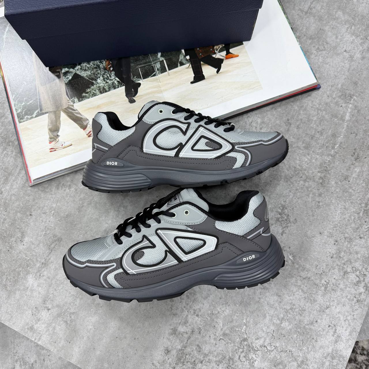 HIGH END  DIO B30 WITH EXTRA LACES AND FULL PACKAGING ETC jay0208