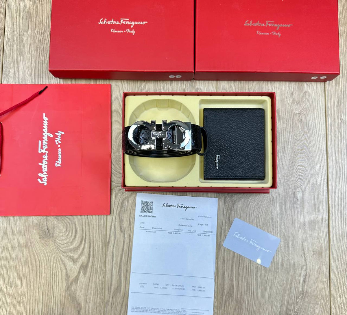 SALVATOR FERRAGAM BELT AND WALLET SET COMES WITH BOX & PAPERWORK to2708