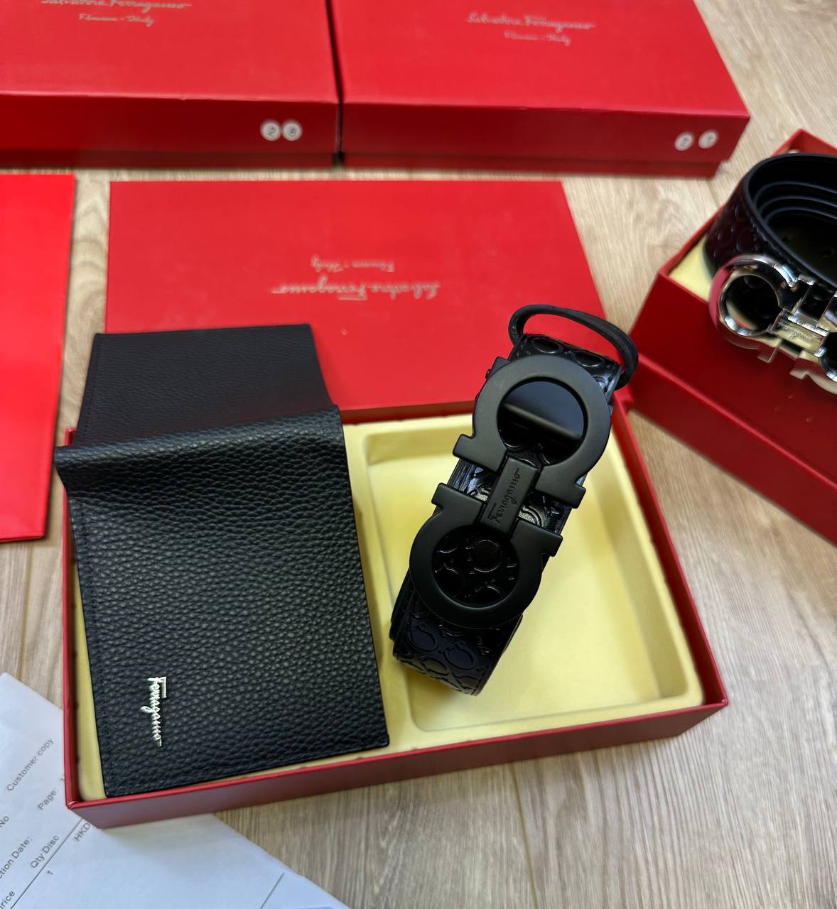 SALVATOR FERRAGAM BELT AND WALLET SET COMES WITH BOX & PAPERWORK to2708