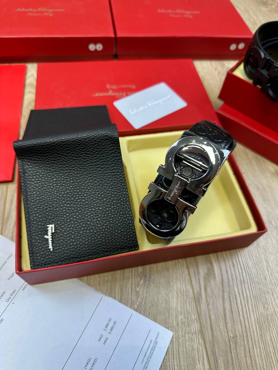 SALVATOR FERRAGAM BELT AND WALLET SET COMES WITH BOX & PAPERWORK to2708