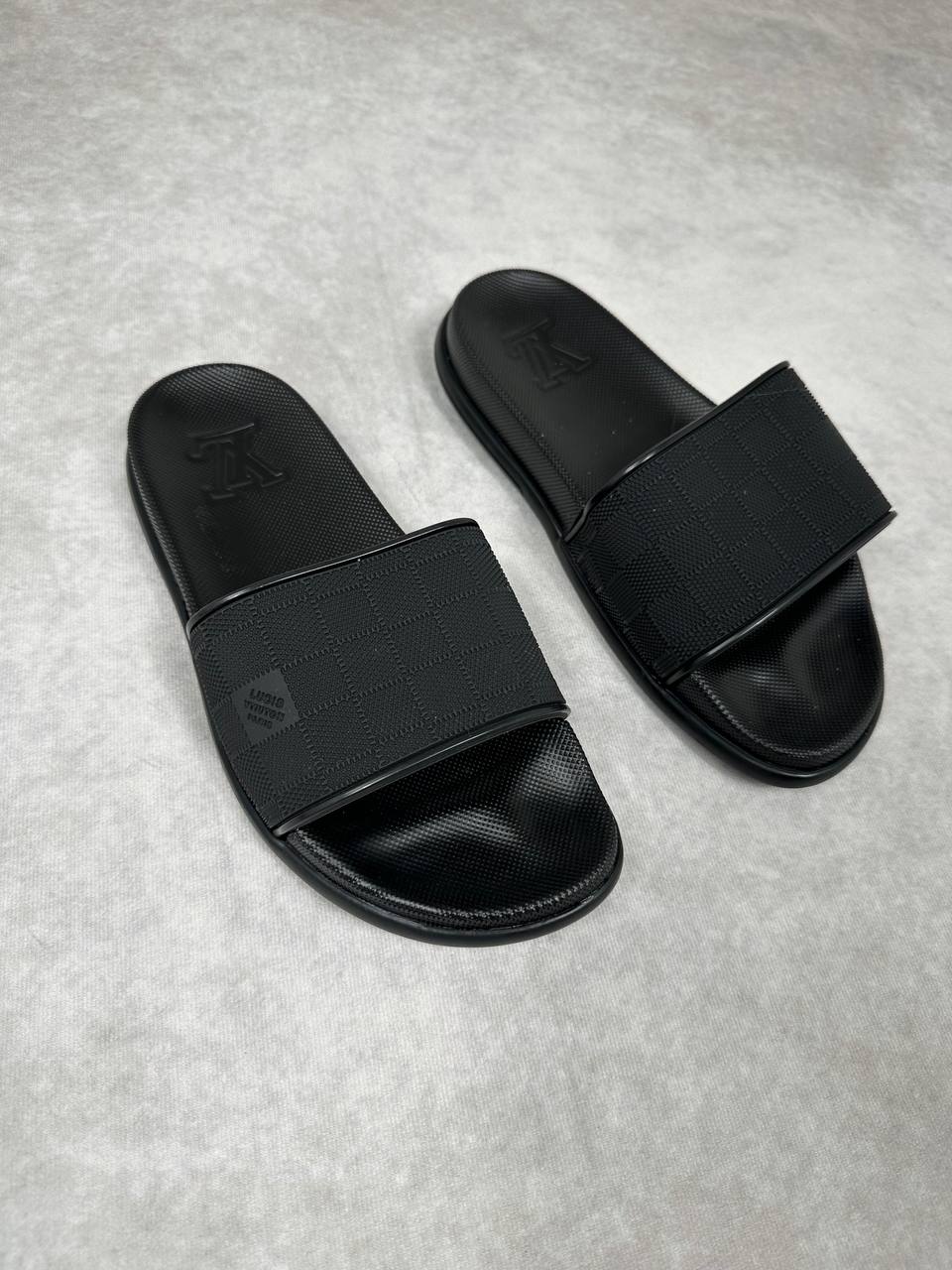 MENS LVE SLIDERS am0911