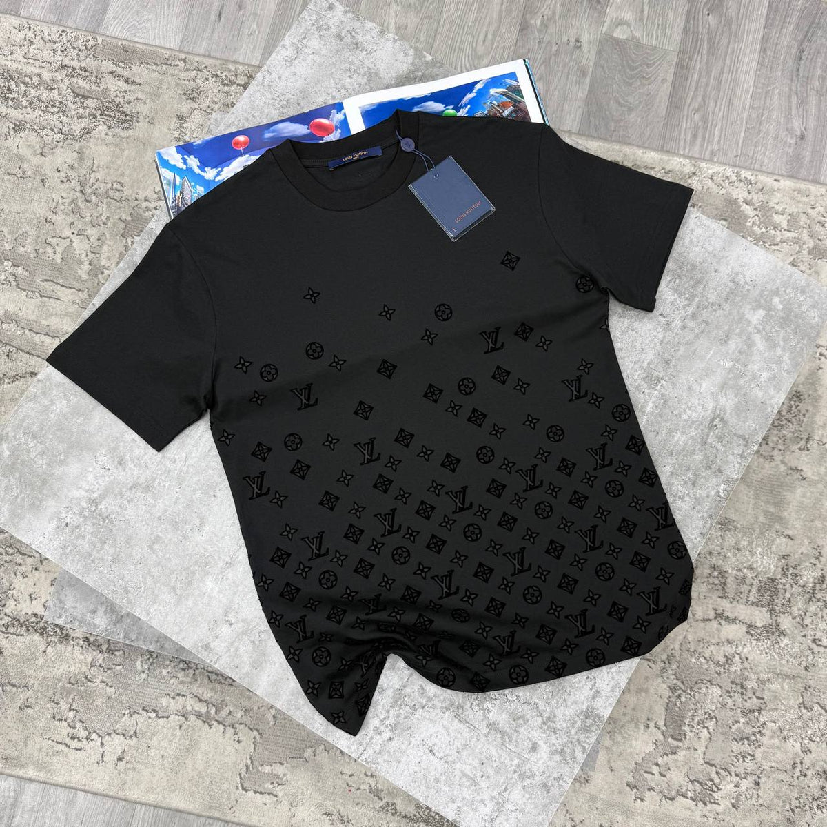 SUPER CLON LV TEE jay2708