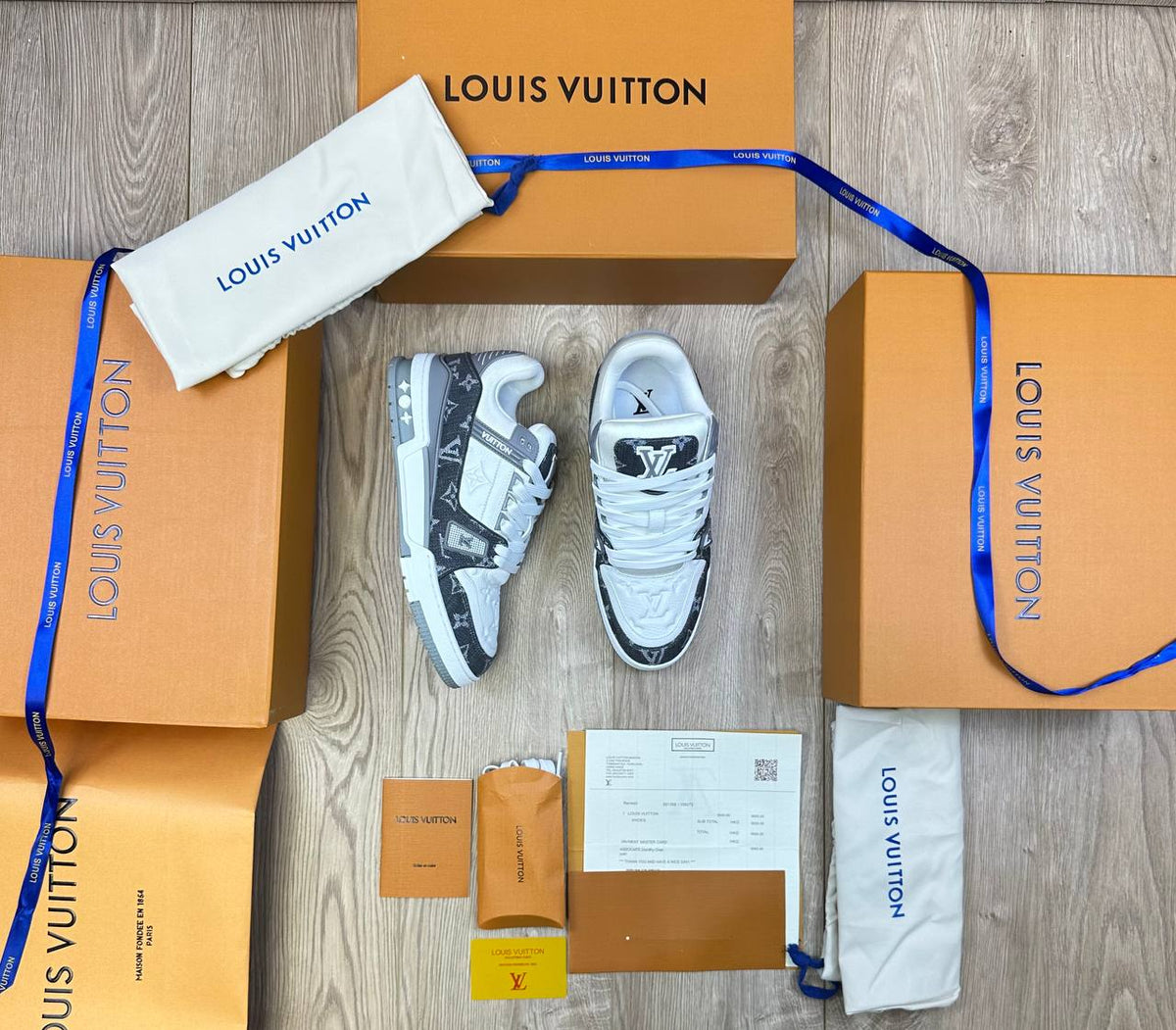 SUPERCLON QUALITY LV TRAINER SNEAKER SHOES to2808