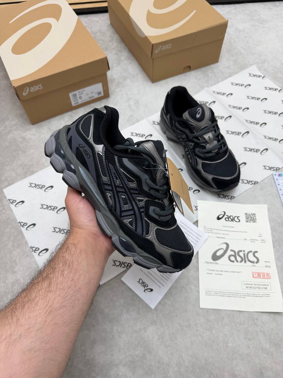MENS ASIC GEL COME WITH BOX ETC am0409
