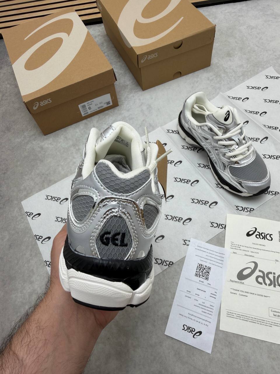 MENS ASIC GEL COME WITH BOX ETC am0409