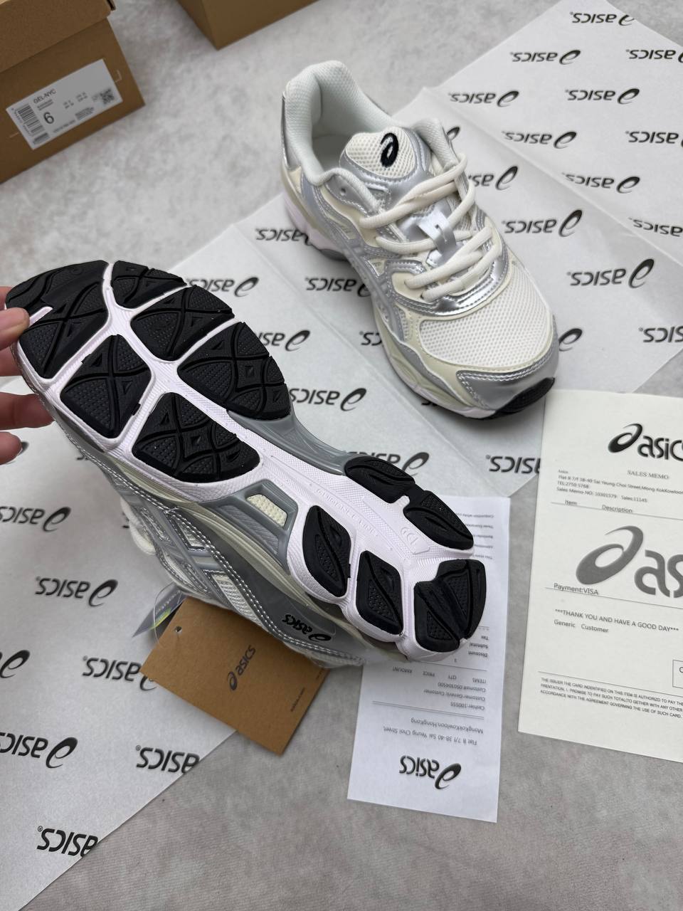 MENS ASIC GEL COME WITH BOX ETC am0409