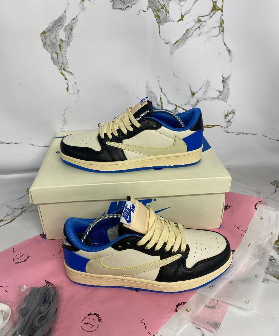 JORDA NIK TRAVIS COME WITH BOX ETC am0409