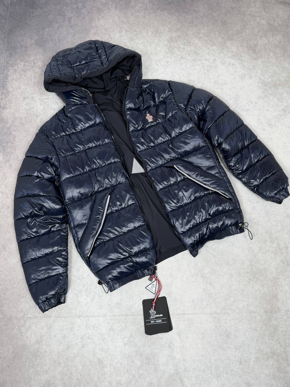 SUPER CLON MONCLE REVERSE-ABLE  JACKETS NFC TAG ETC am0409