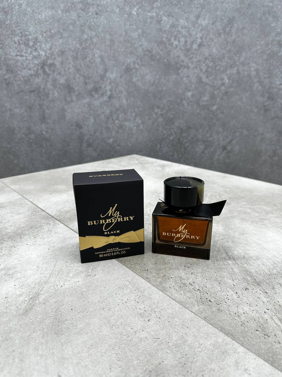 MY BURBER BLACK PERFEUME am0909