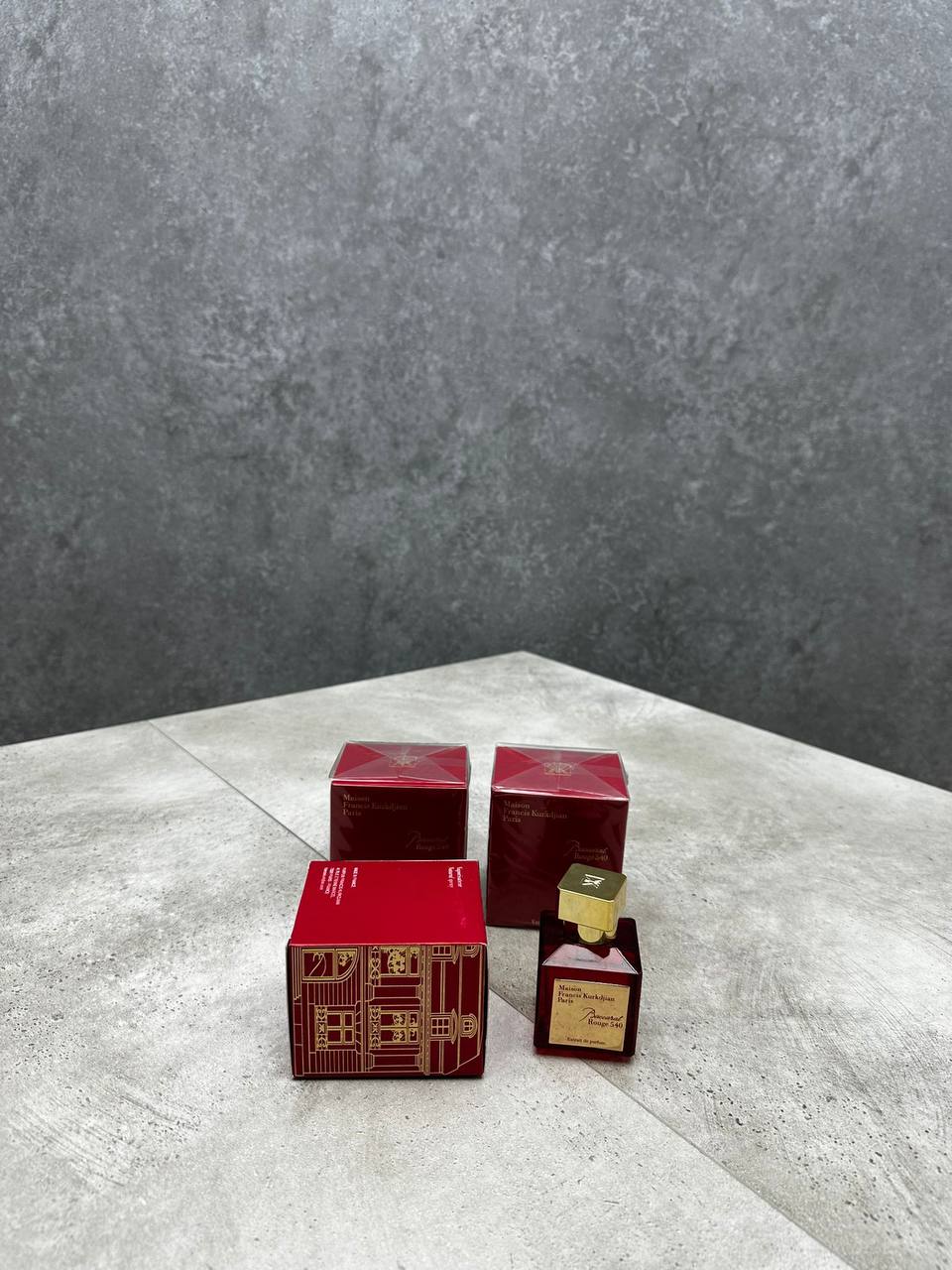 MAISO FRANCIS KURKDJIAN PARIS ROUGE BACCARAT 540 am0909