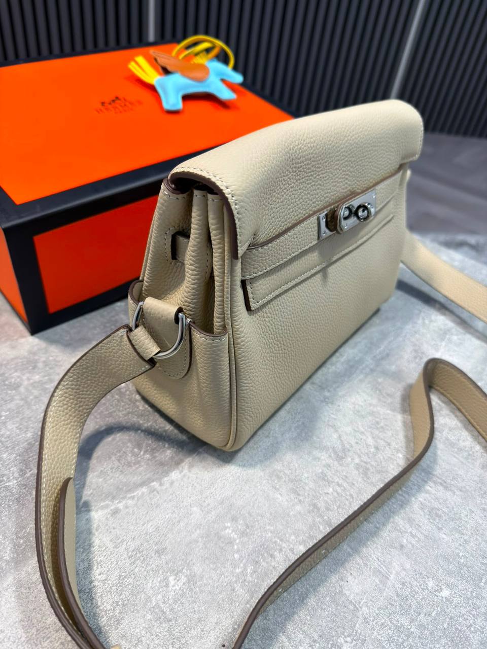 Super Clon Herm Mens Bag  Boxed and Packaged aj1009