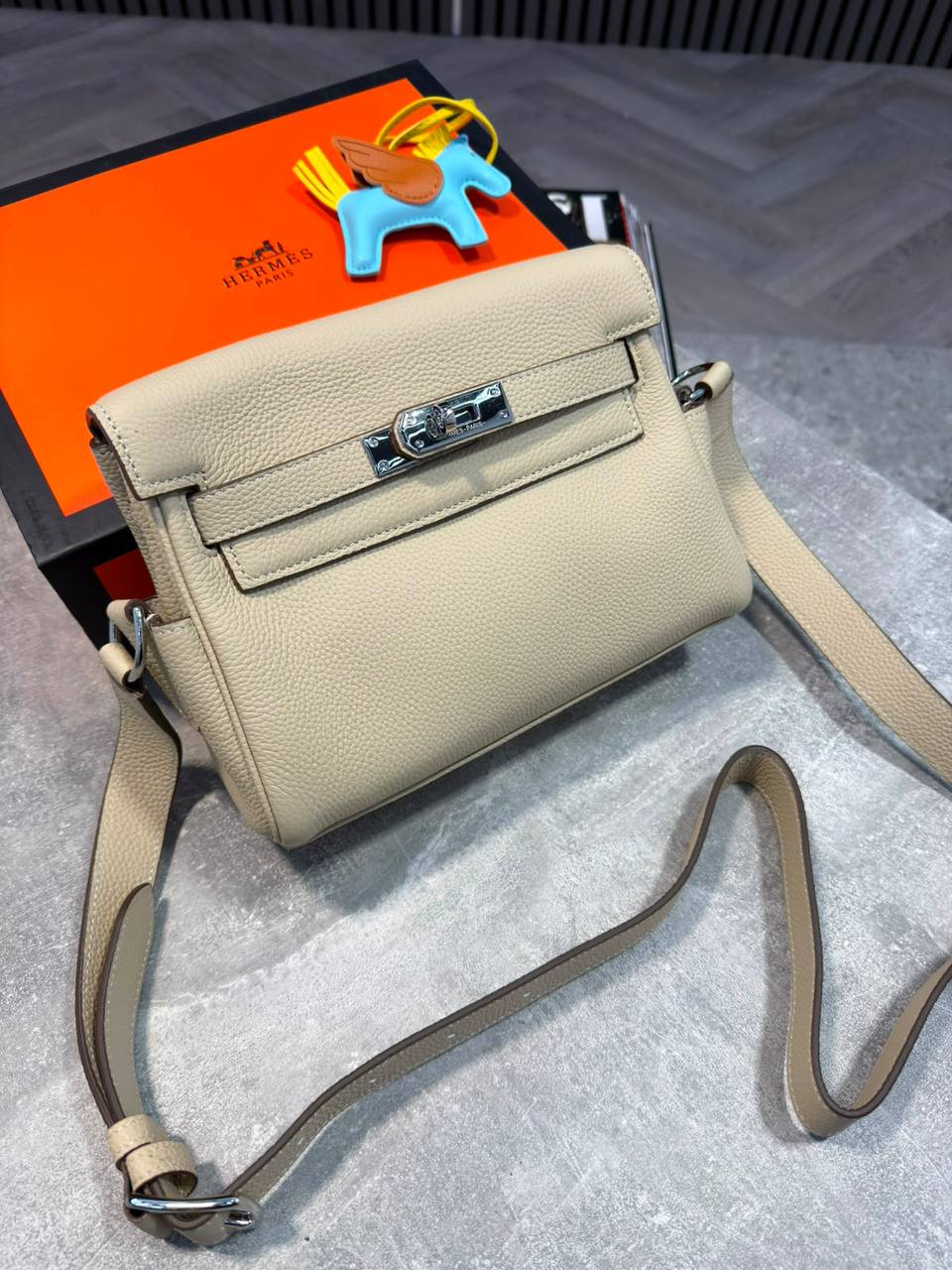 Super Clon Herm Mens Bag  Boxed and Packaged aj1009