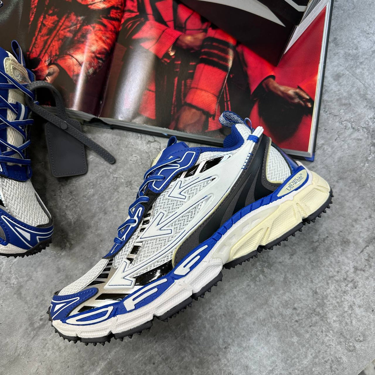 Superclon quality  Off white Trainers ha1109