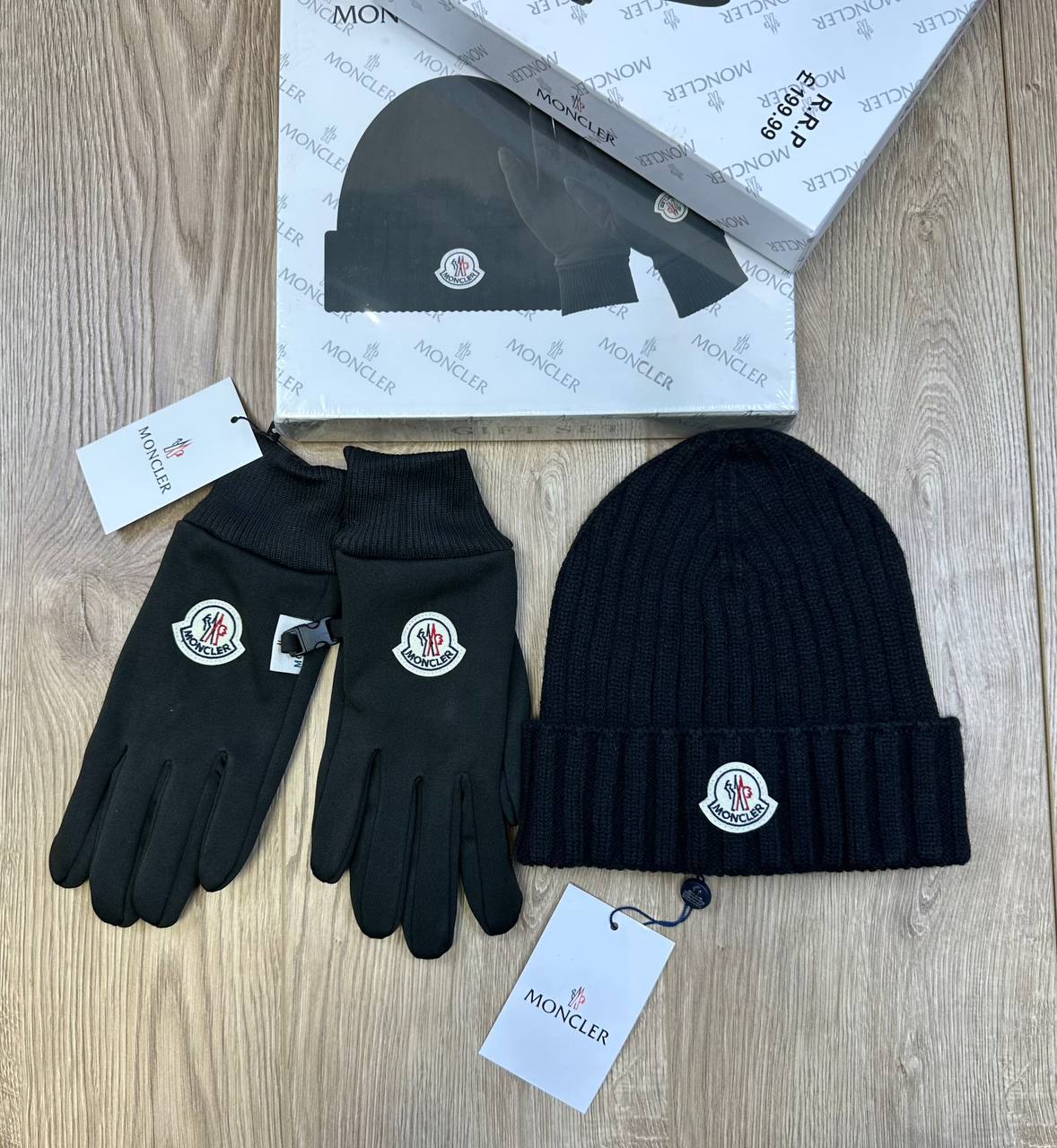 MONCLE HAD AND GlOVES 🧤 GIFT SET to1209