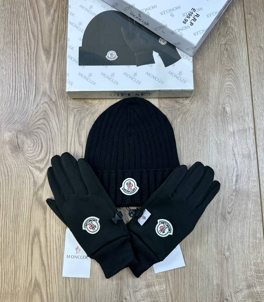 MONCLE HAD AND GlOVES 🧤 GIFT SET to1209