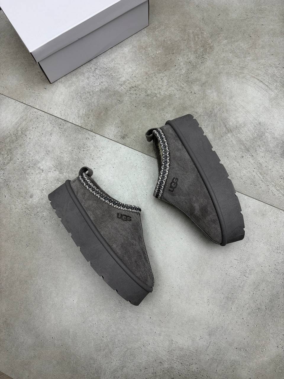 WOMENS UGGS am1309