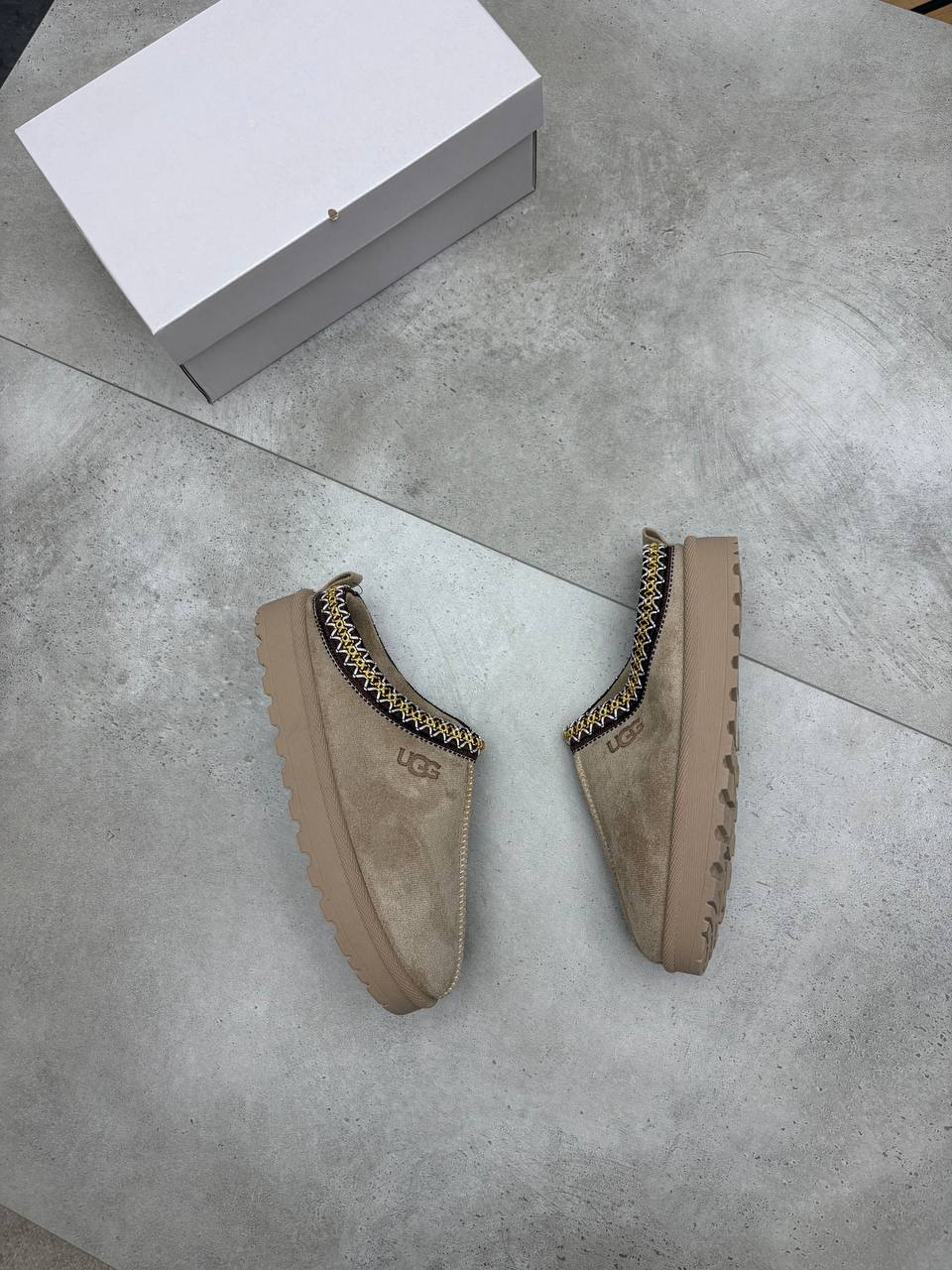 WOMENS UGGS am1309