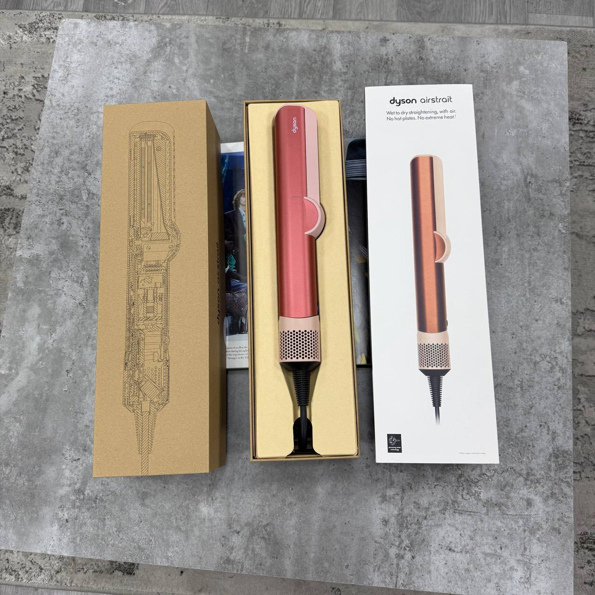 SUPER CLON DYSON AIRSTRAIT WITH FULL PACKAGING ETC jay1509