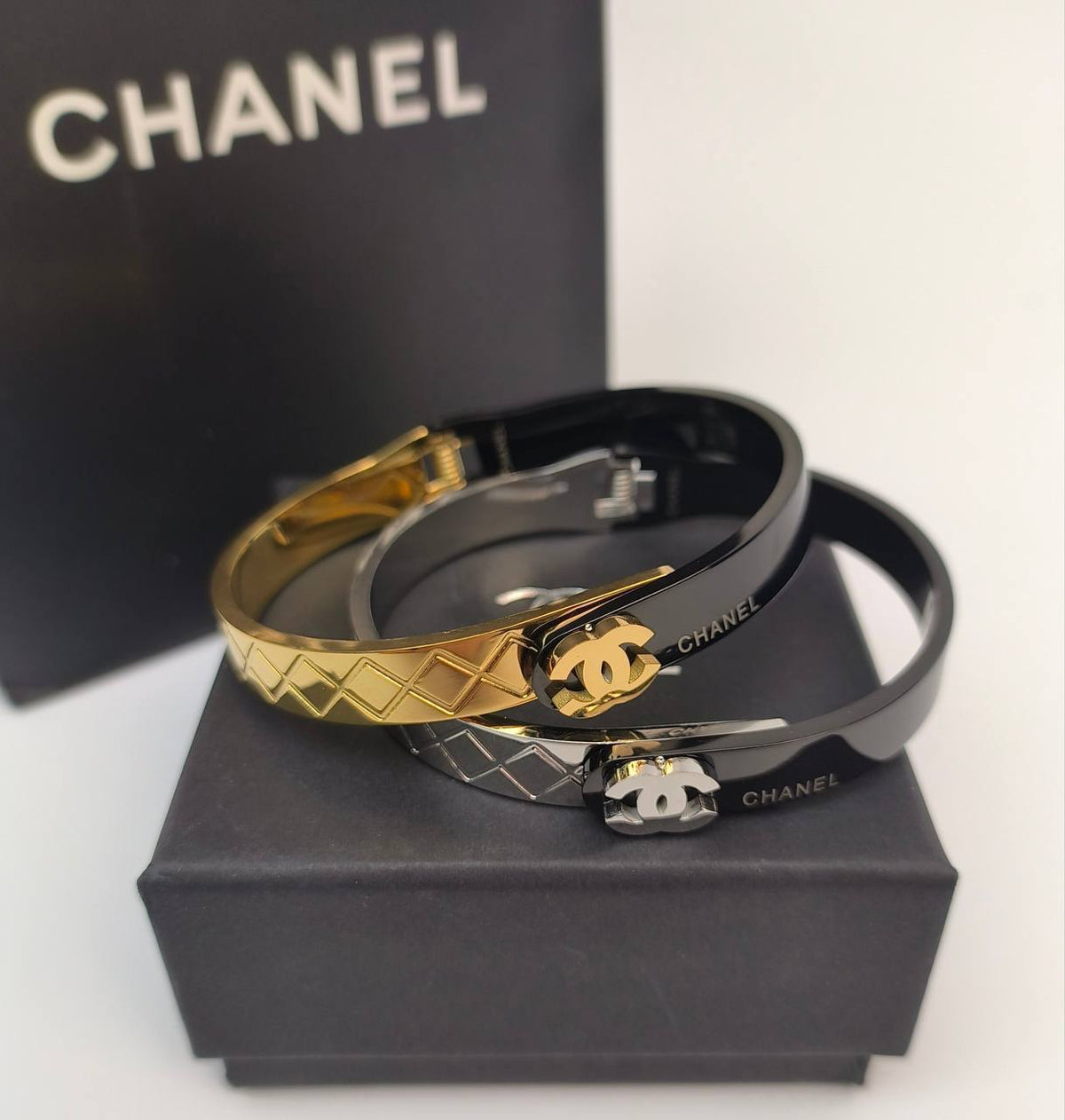 CHANE Bracelet with box sa1509