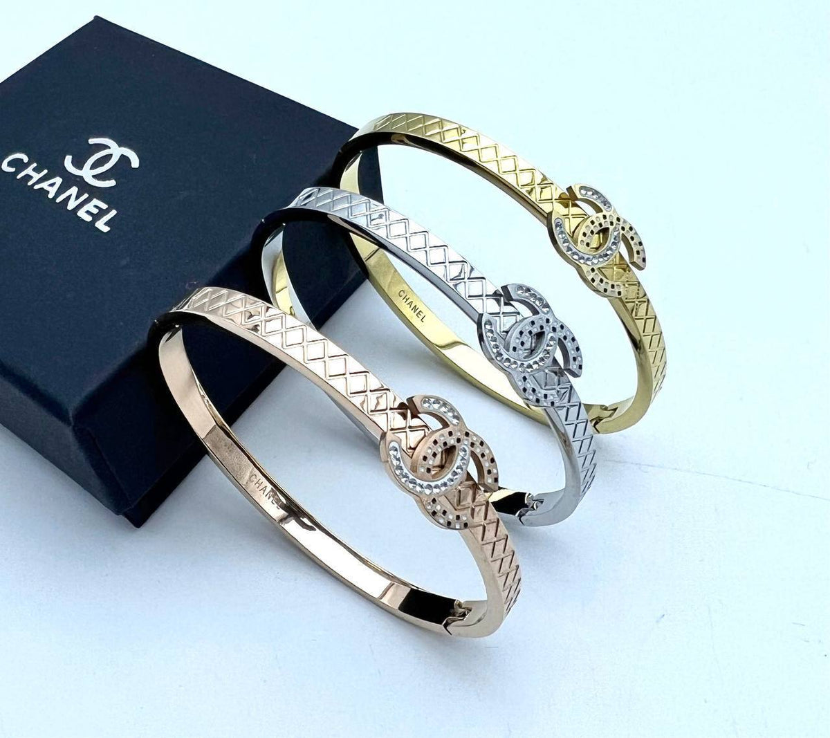CHANE Bracelet with box sa1509