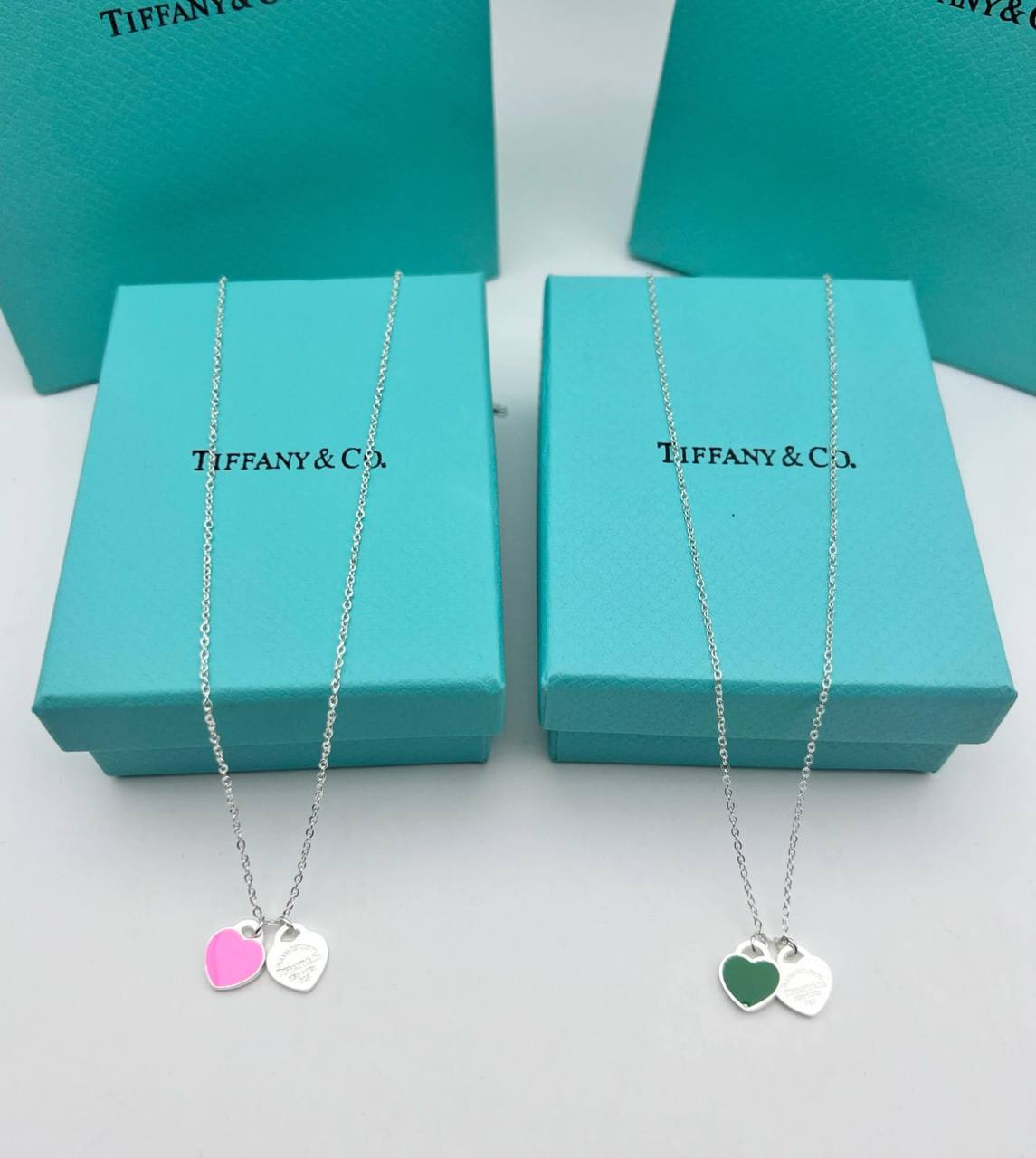 Women’s necklace set with box and carrier bag sa1509