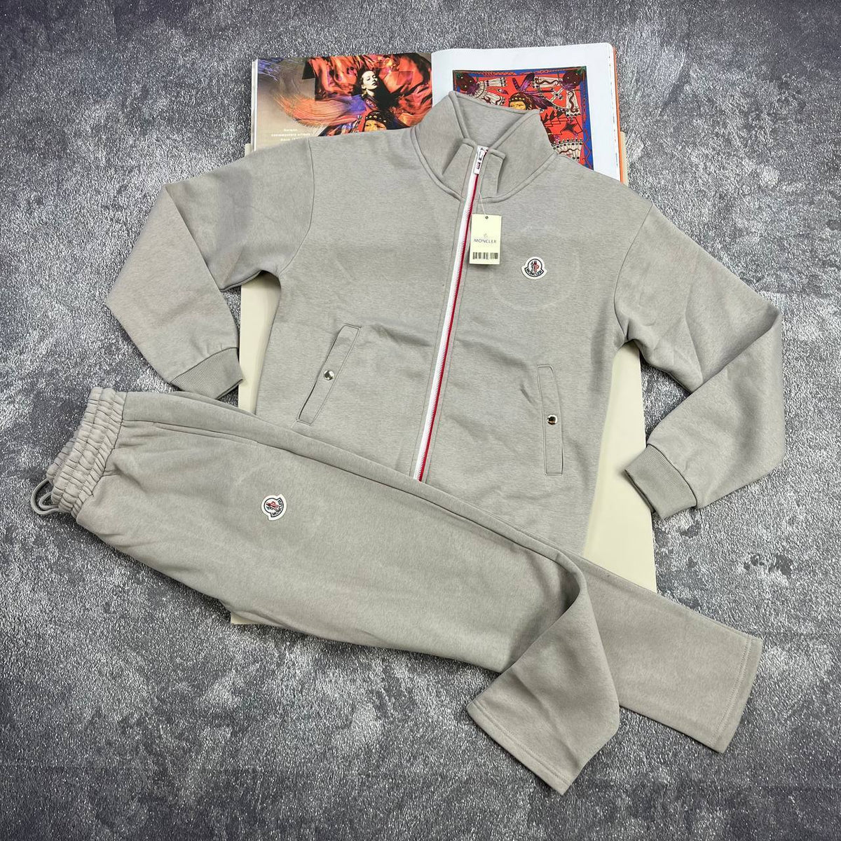 Moncle tracky sa1509