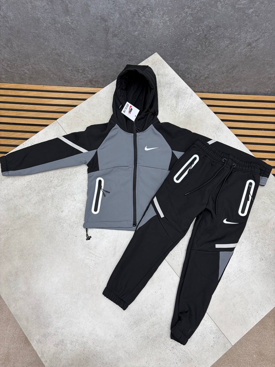 KIDS NIK  TRACKSUITS am1809