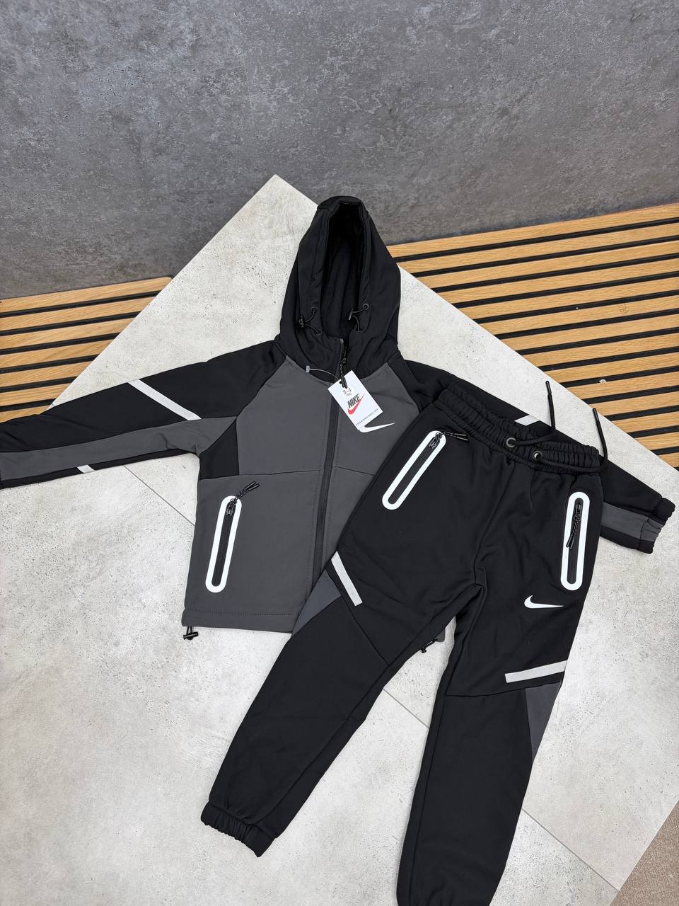 KIDS NIK  TRACKSUITS am1809