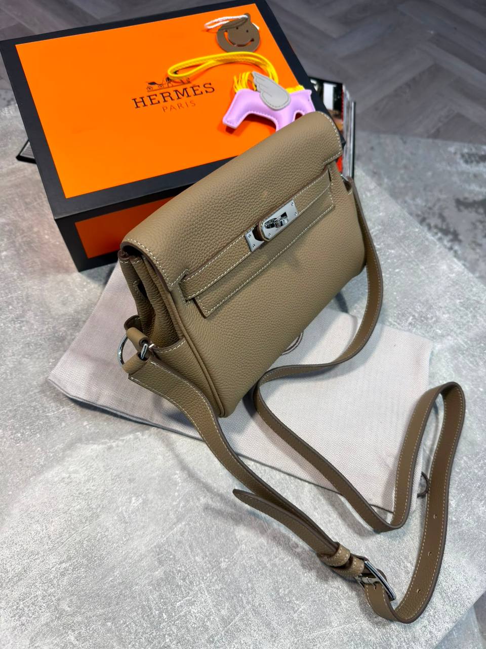 Super Clon Herme Mens Bag  Boxed and Packaged aj1609