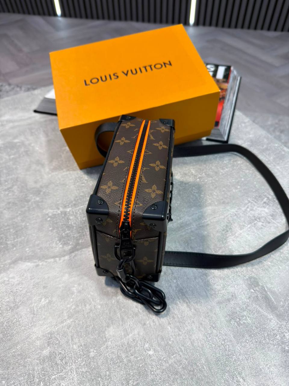 LV Bags Boxed and Packaged aj1609
