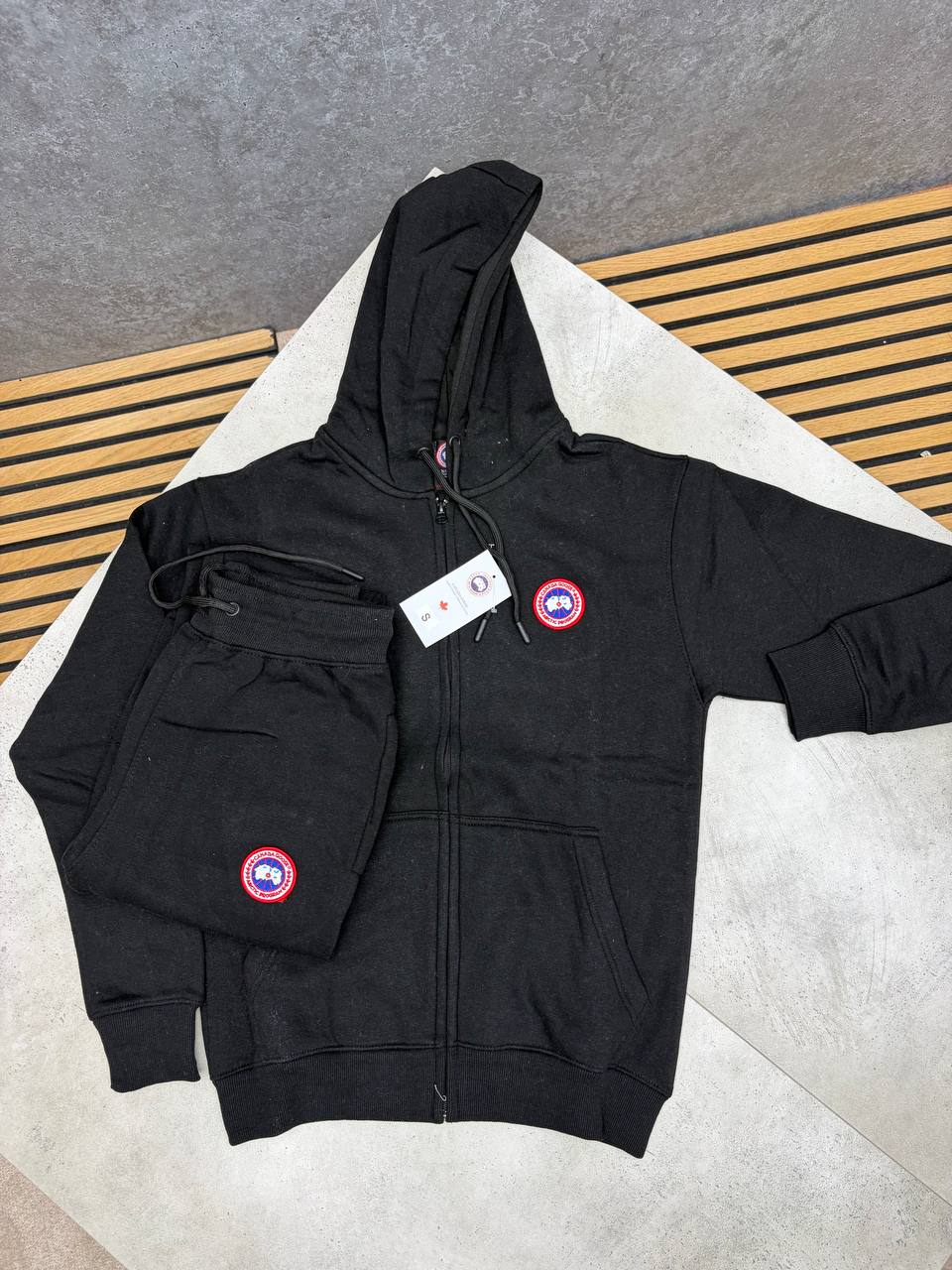 CANAD GOOS TRACKSUIT am1809