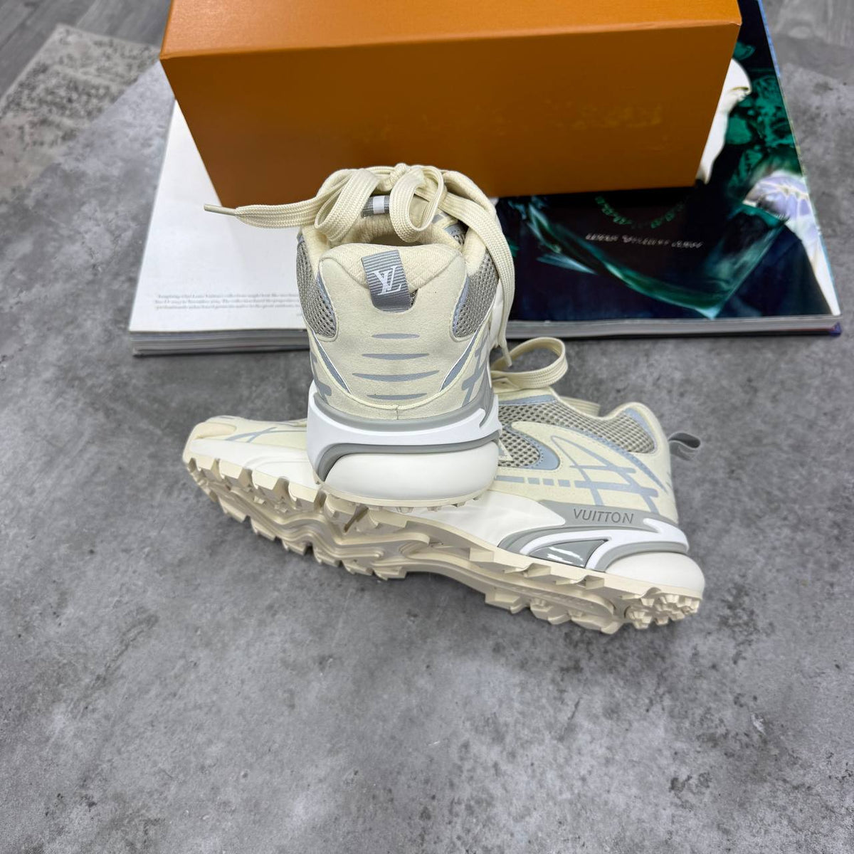 SUPER CLON NEW LV TATIC TRAINERS jay1109